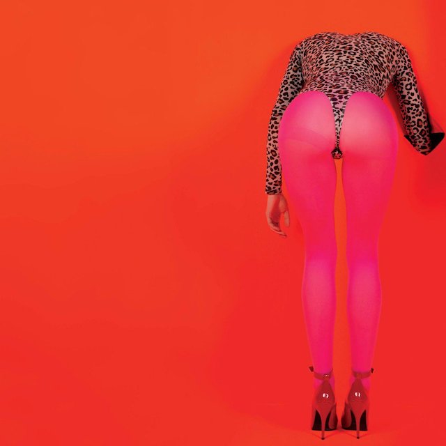 ST VINCENT Masseduction