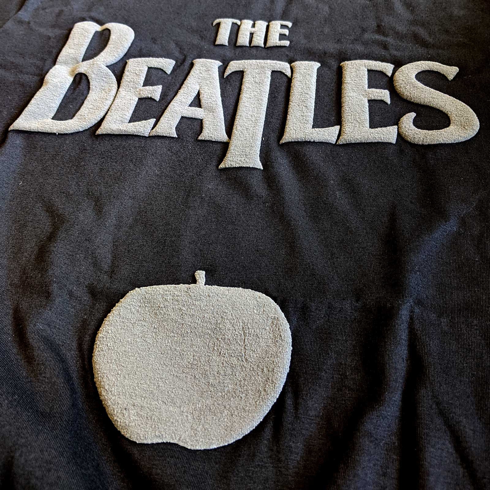 THE BEATLES Drop T Logo And Apple