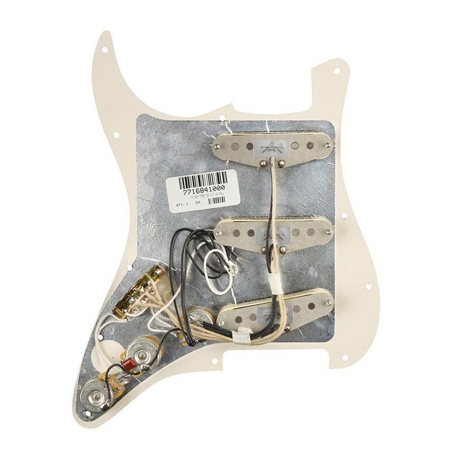 FENDER Pickguard Câblé Custom 69 SSS back FENDER Pickguard Câblé Custom 69 SSS