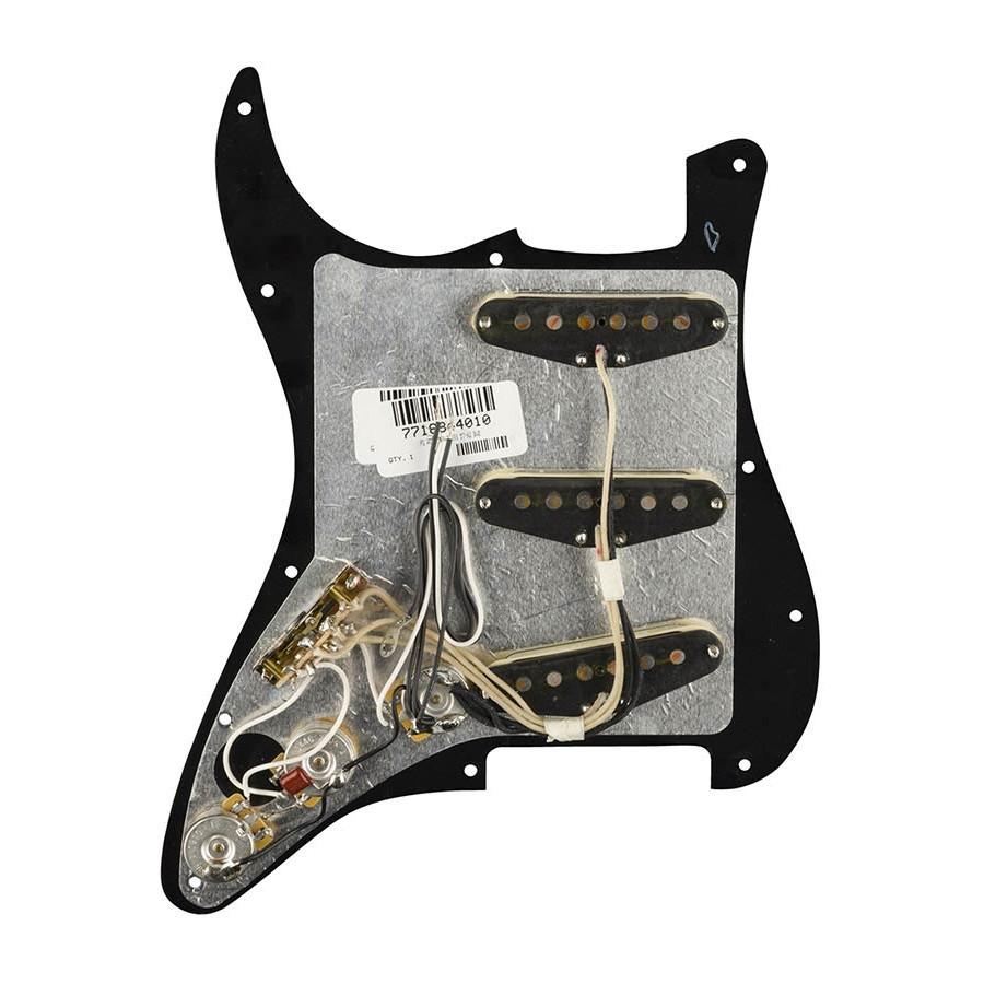 FENDER Pickguard Câblé Strat Original 57 62 SSS b 2 FENDER Pickguard Câblé Strat Original 57 62 SSS