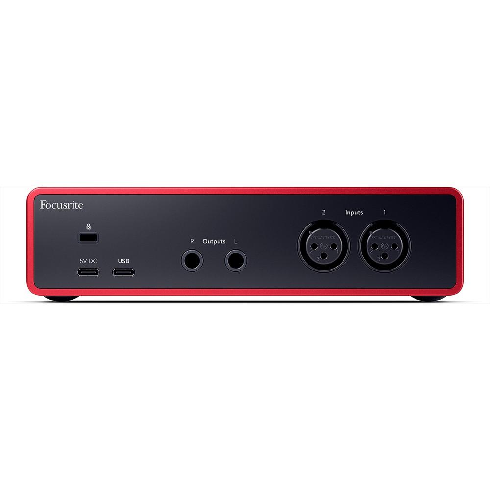 FOCUSRITE Scarlett 2i2 Studio 4th Gen 8 FOCUSRITE Scarlett 2i2 Studio 4th Gen