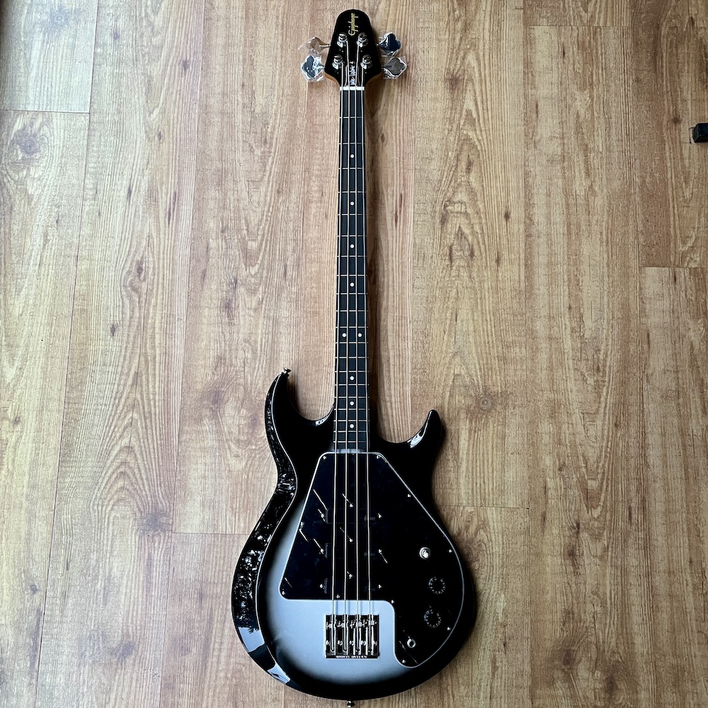 EPIPHONE Mike Dirnt Grabber G-3 Bass Silverburst - IMG_1753 EPIPHONE Mike Dirnt Grabber G-3 Bass Silverburst