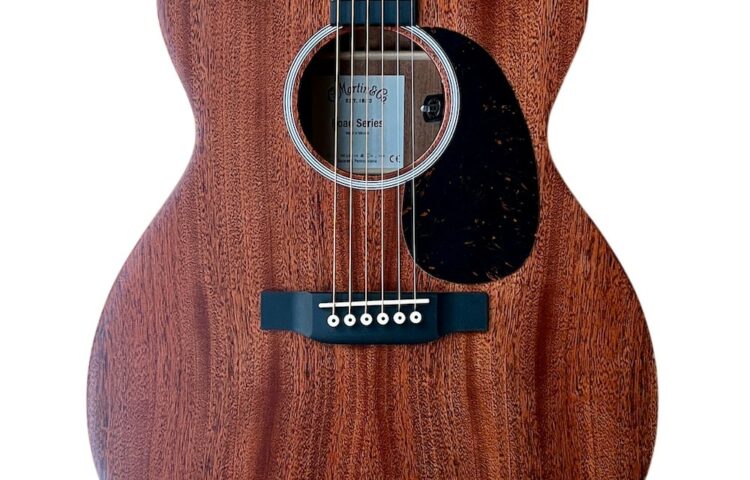 MARTIN 000-10E Sapele Satin Cherry