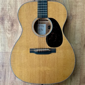 MARTIN 000E Retro Plus Mahogany Gloss Aging Toner