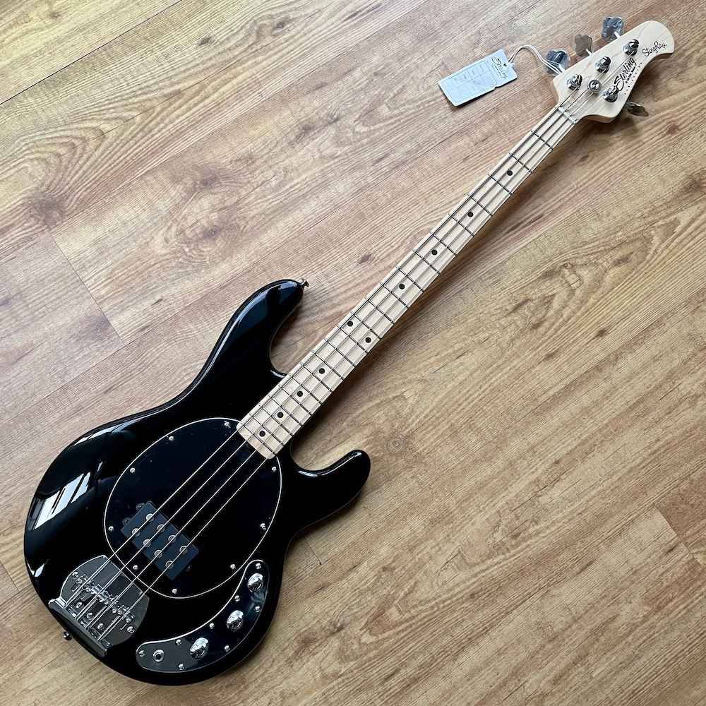 MUSIC MAN STERLING StingRay Ray4 Black - IMG_2059 MUSIC MAN STERLING StingRay Ray4 Black