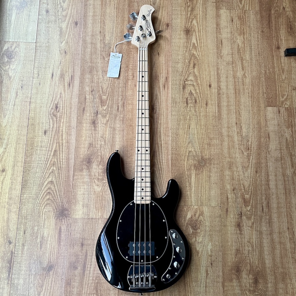 MUSIC MAN STERLING StingRay Ray4 Black - IMG_2060 MUSIC MAN STERLING StingRay Ray4 Black