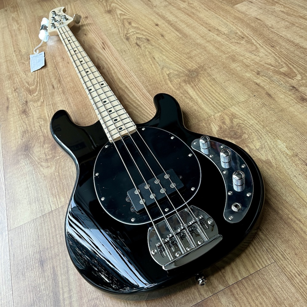 MUSIC MAN STERLING StingRay Ray4 Black - IMG_2061 MUSIC MAN STERLING StingRay Ray4 Black