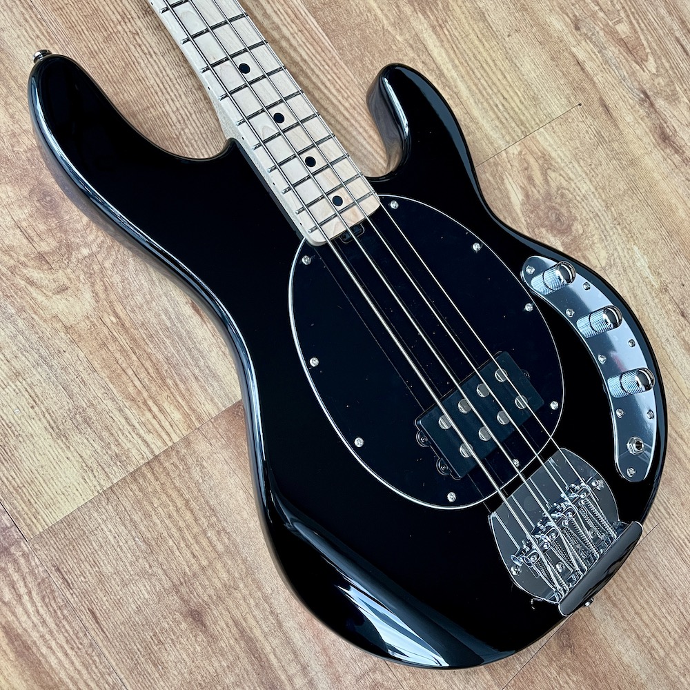 MUSIC MAN STERLING StingRay Ray4 Black - IMG_2062 MUSIC MAN STERLING StingRay Ray4 Black