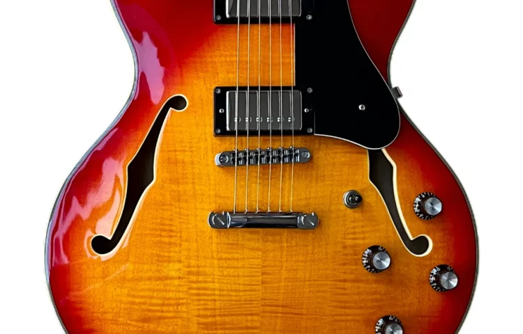 SIRE Larry Carlton H7 Cherry Sunburst