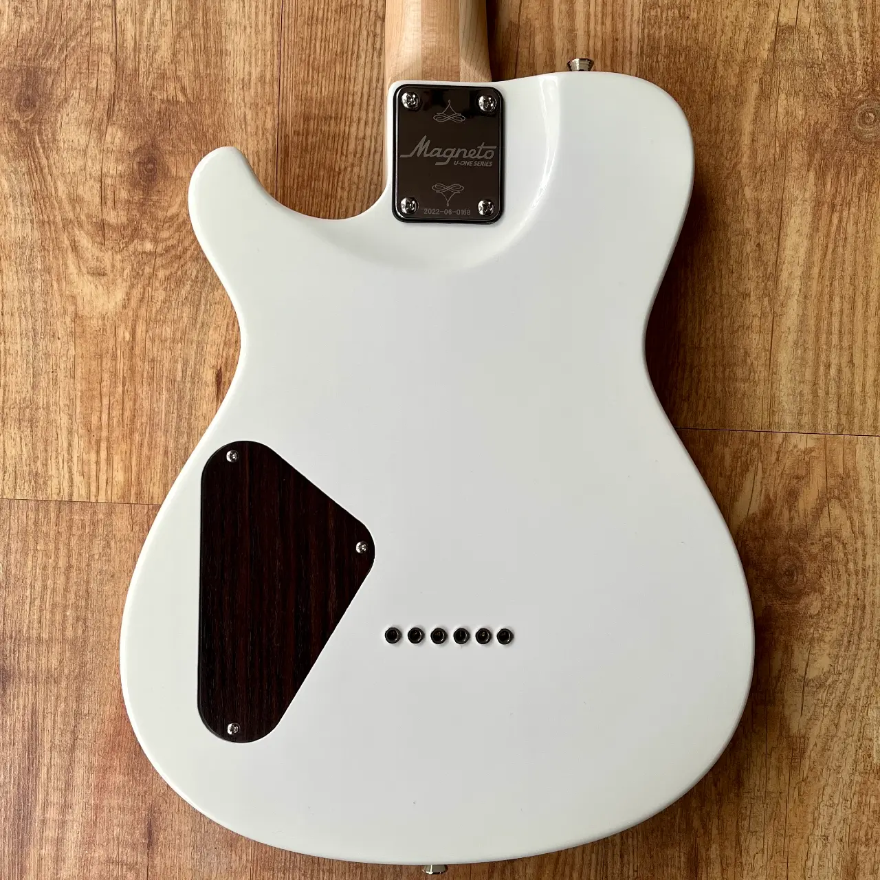 MAGNETO UT-Wave Classic UT-2300 Metallic Pearl White - IMG_2525 MAGNETO UT-Wave Classic UT-2300 Metallic Pearl White