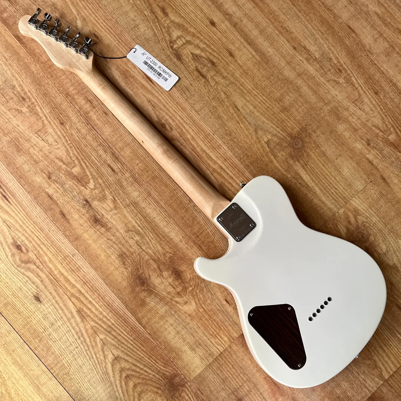 MAGNETO UT-Wave Classic UT-2300 Metallic Pearl White - IMG_2526 MAGNETO UT-Wave Classic UT-2300 Metallic Pearl White
