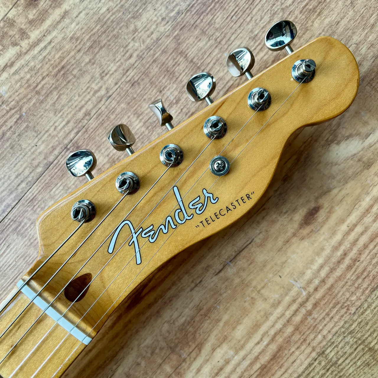 FENDER Vintera '50s Telecaster Fiesta Red - IMG_3251 FENDER Vintera '50s Telecaster Fiesta Red