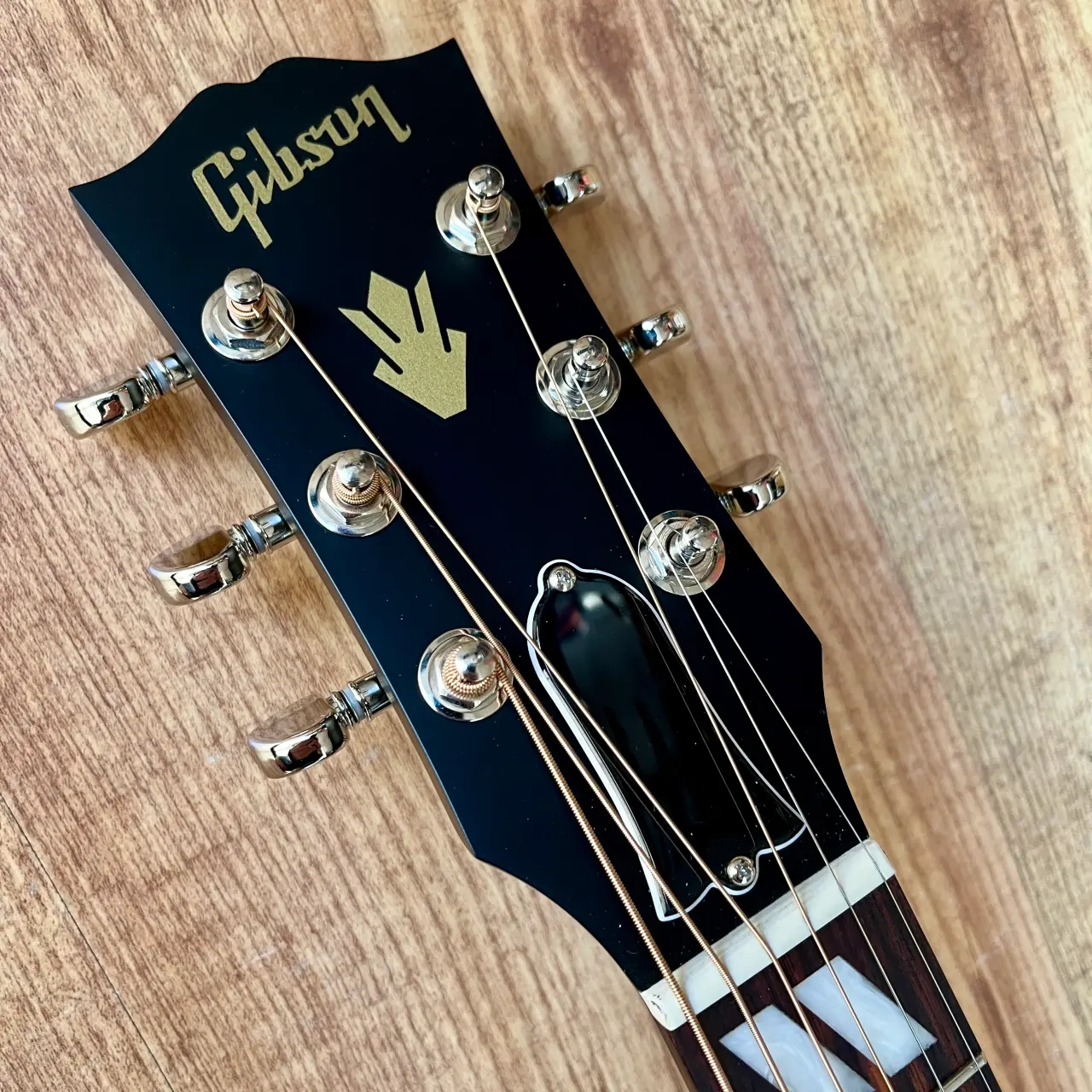 GIBSON Hummingbird Special Satin Ebony - IMG_3408 GIBSON Hummingbird Special Satin Ebony