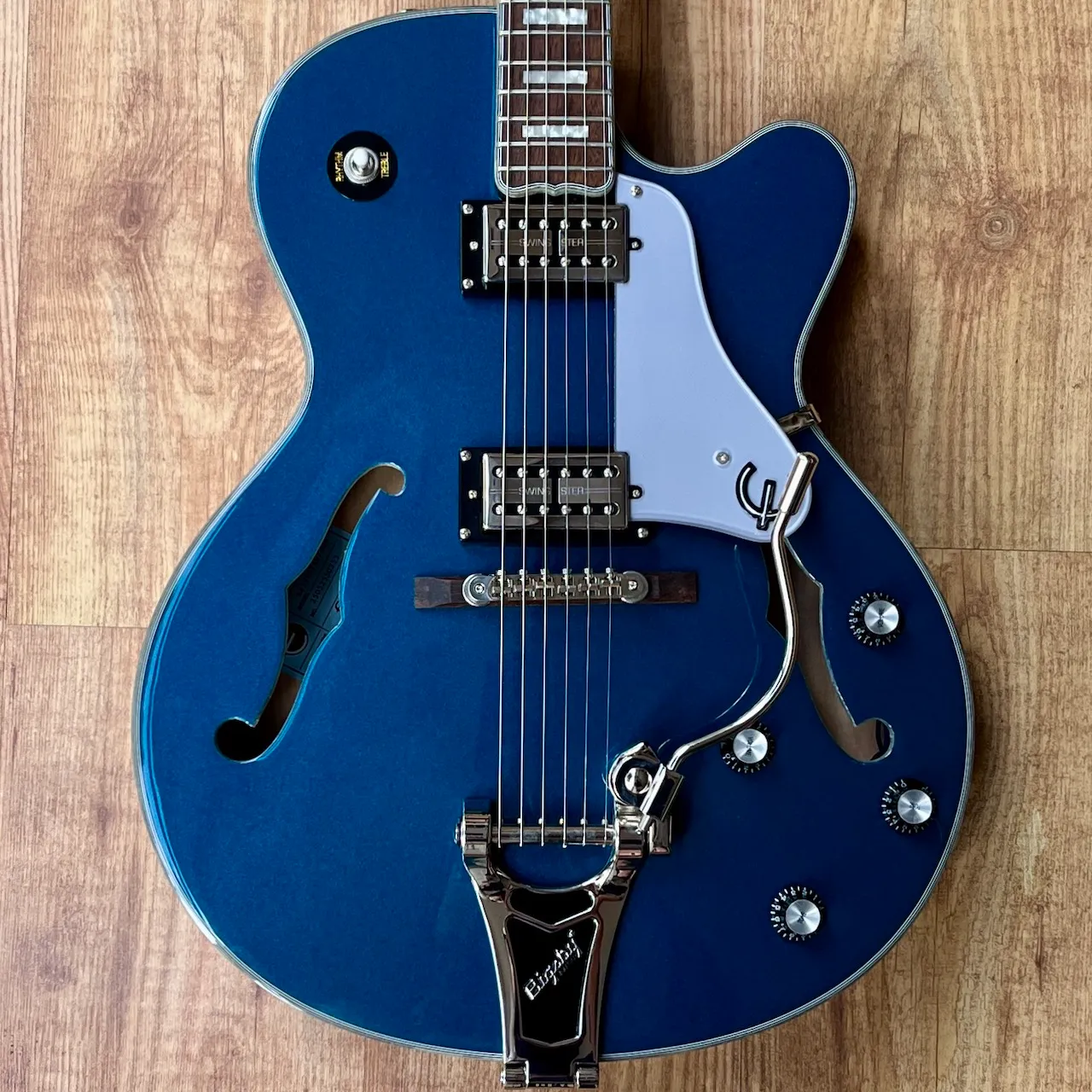 EPIPHONE Emperor Swingster Delta Blue Metallic - IMG_3858 EPIPHONE Emperor Swingster Delta Blue Metallic