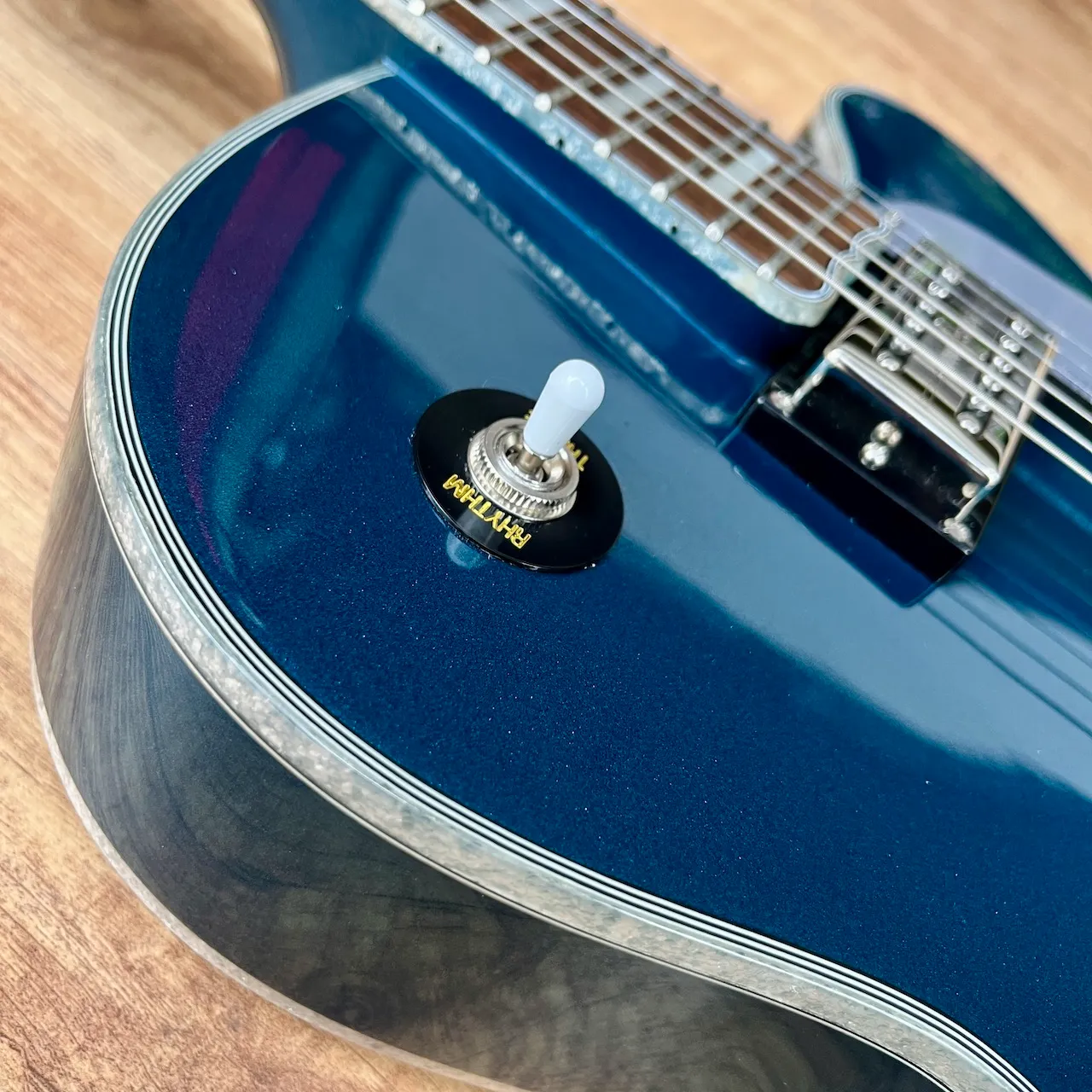 EPIPHONE Emperor Swingster Delta Blue Metallic - IMG_3864 EPIPHONE Emperor Swingster Delta Blue Metallic