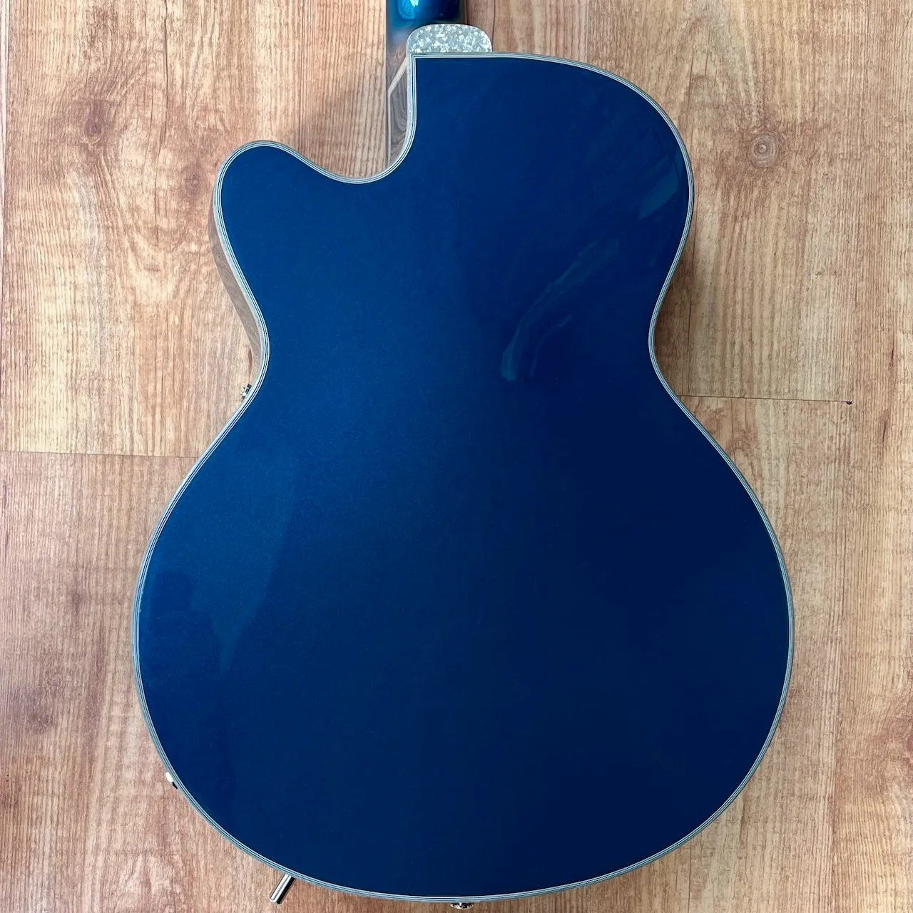 EPIPHONE Emperor Swingster Delta Blue Metallic - IMG_3870 EPIPHONE Emperor Swingster Delta Blue Metallic