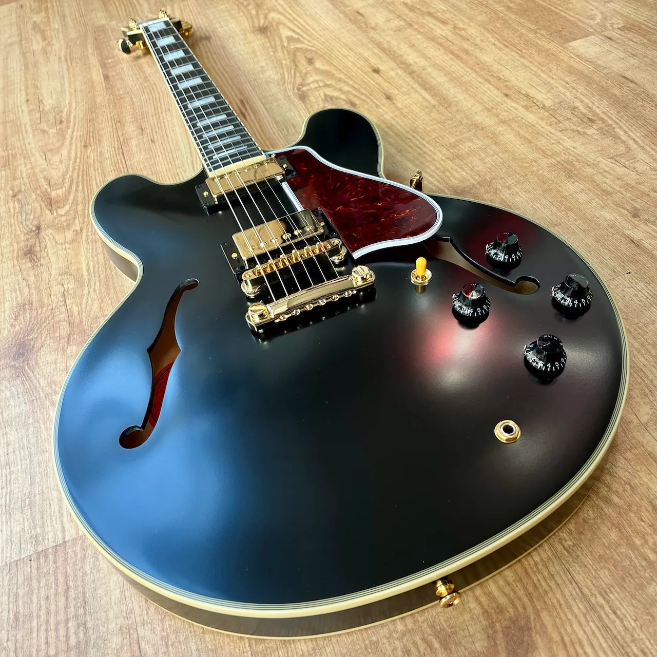 EPIPHONE IGC 1959 ES-355 Ebony - IMG_3881 EPIPHONE IGC 1959 ES-355 Ebony