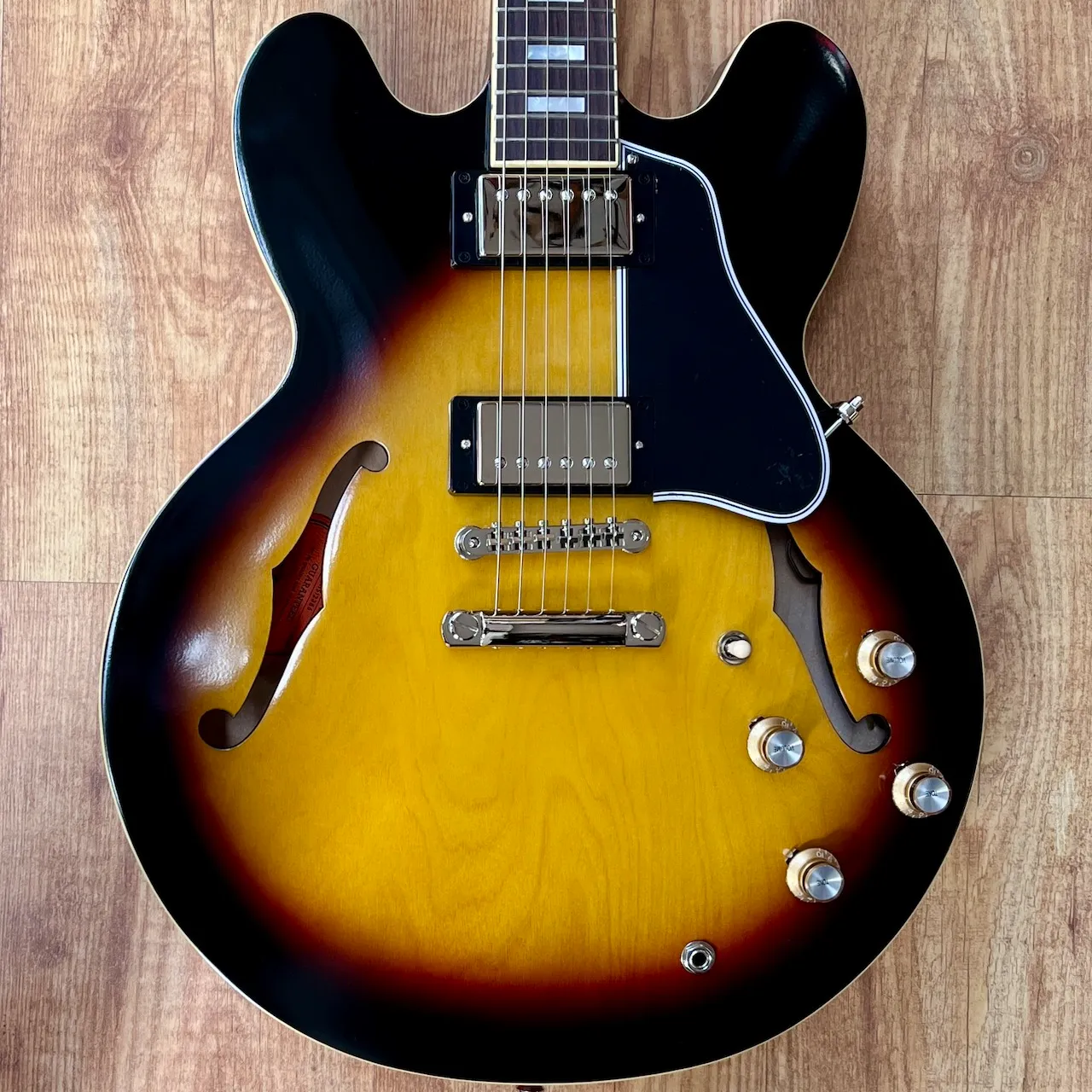 EPIPHONE IGC 1962 ES-335 Reissue Vintage Burst - IMG_3702 EPIPHONE IGC 1962 ES-335 Reissue Vintage Burst