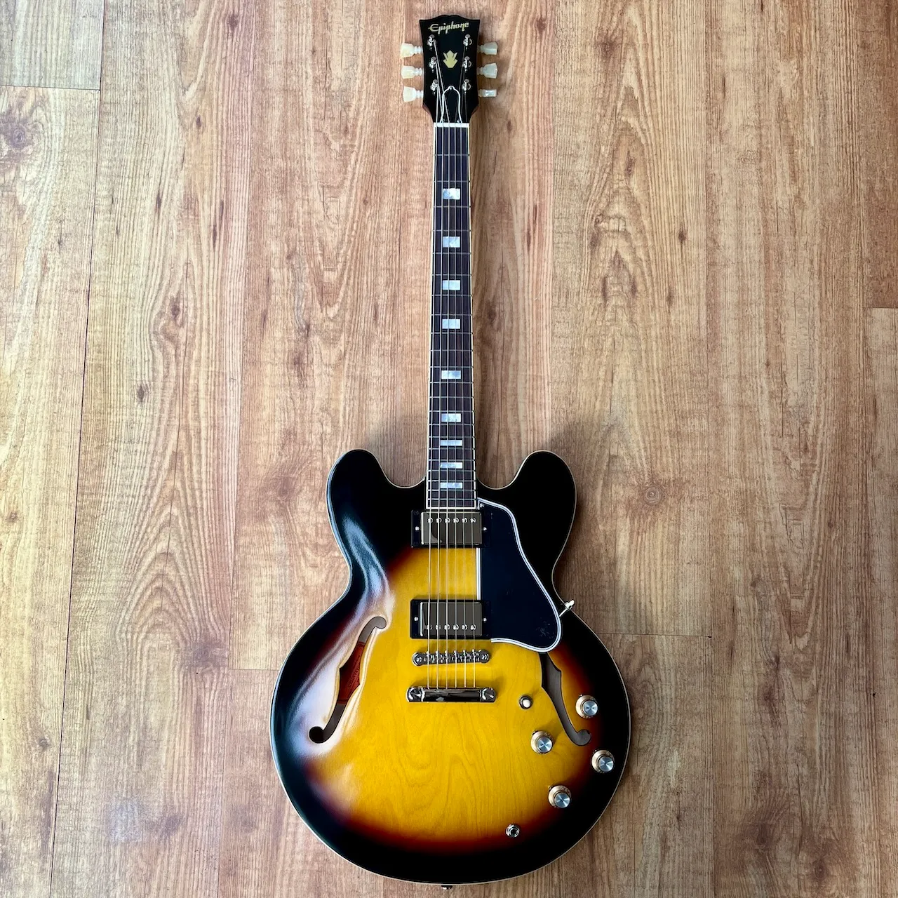 EPIPHONE IGC 1962 ES-335 Reissue Vintage Burst - IMG_3704 EPIPHONE IGC 1962 ES-335 Reissue Vintage Burst