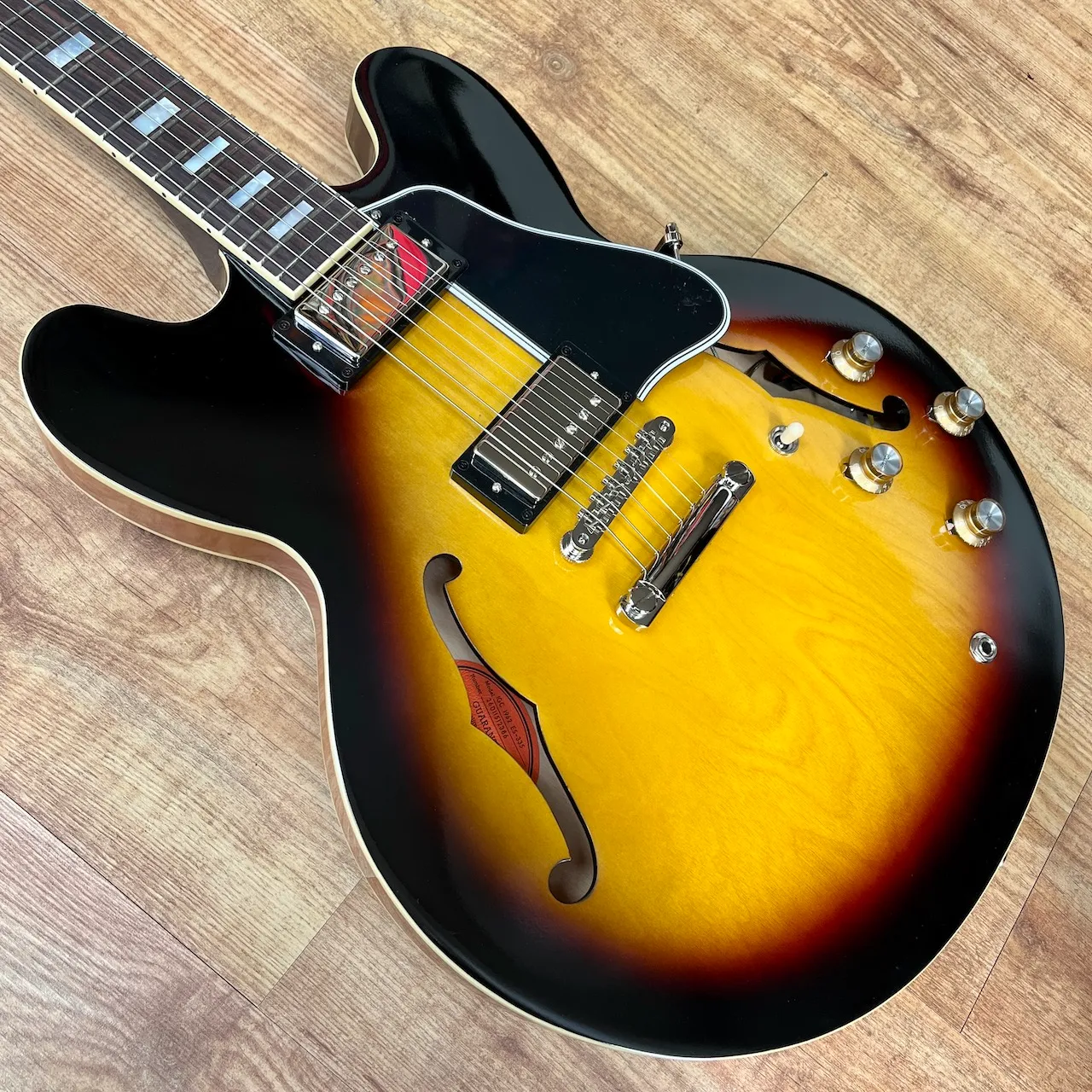 EPIPHONE IGC 1962 ES-335 Reissue Vintage Burst - IMG_3706 EPIPHONE IGC 1962 ES-335 Reissue Vintage Burst