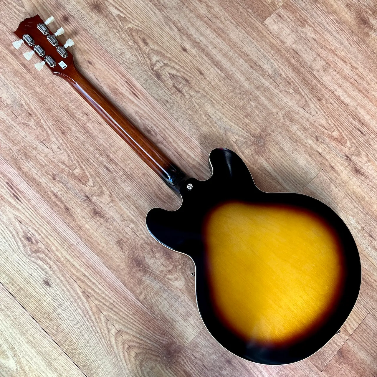 EPIPHONE IGC 1962 ES-335 Reissue Vintage Burst - IMG_3711 EPIPHONE IGC 1962 ES-335 Reissue Vintage Burst