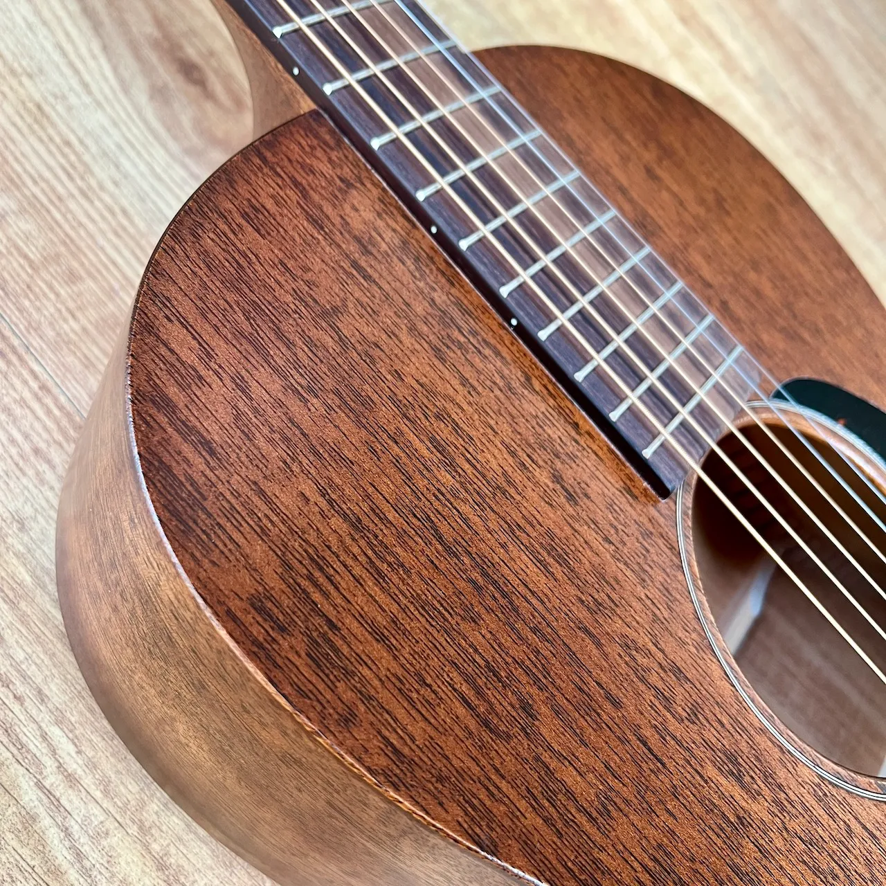 MARTIN 000-15SM Satin Dark Mahogany - IMG_3953 MARTIN 000-15SM Satin Dark Mahogany