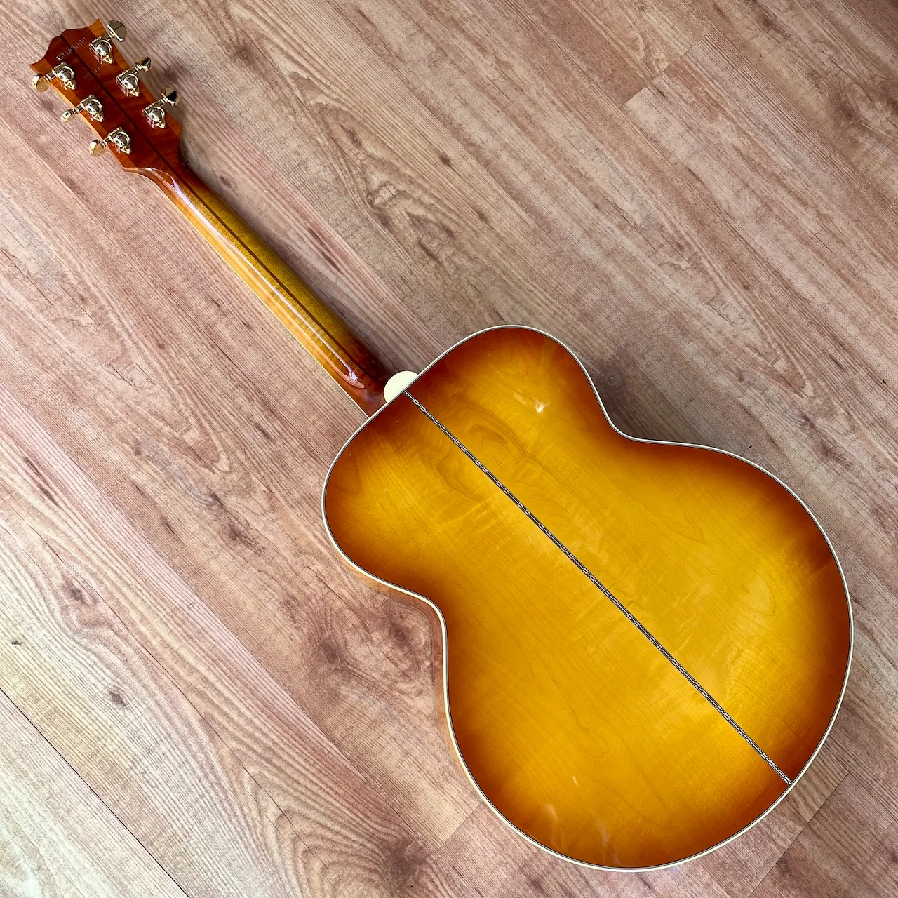 GIBSON SJ-200 60s Original Heritage Cherry Sunburst - IMG_4126 GIBSON SJ-200 60s Original Heritage Cherry Sunburst